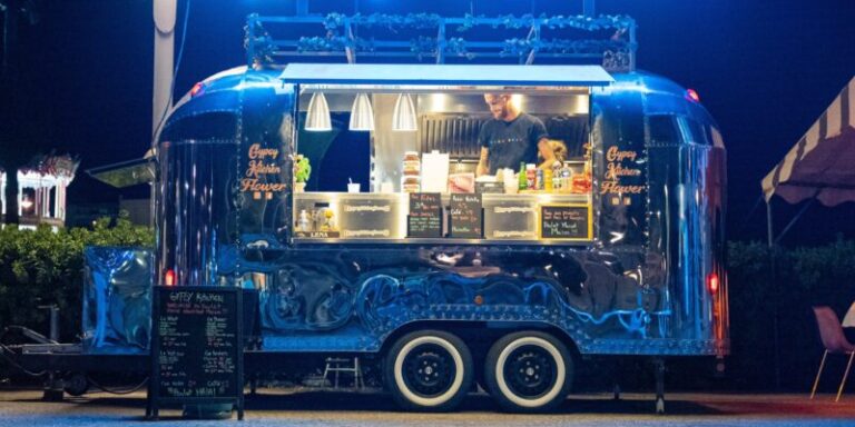 4 Food Truck Lighting Ideas To Attract More Customers - Legion Food Trucks