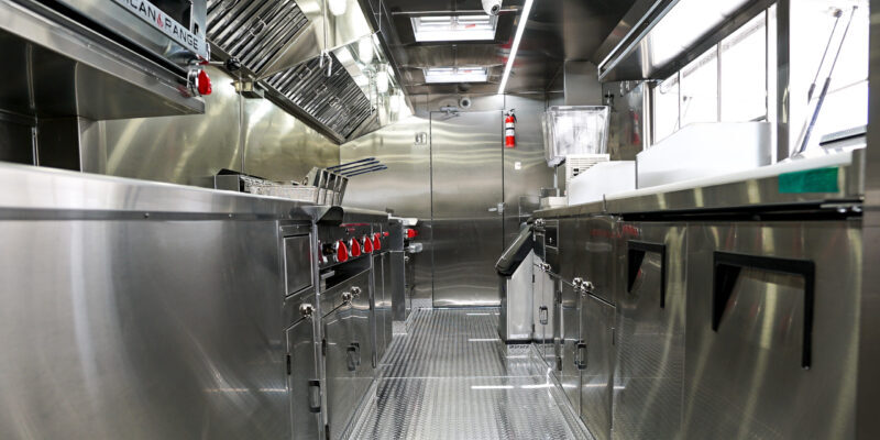 7 Reasons to Use Stainless Steel for Your Food Truck Interior