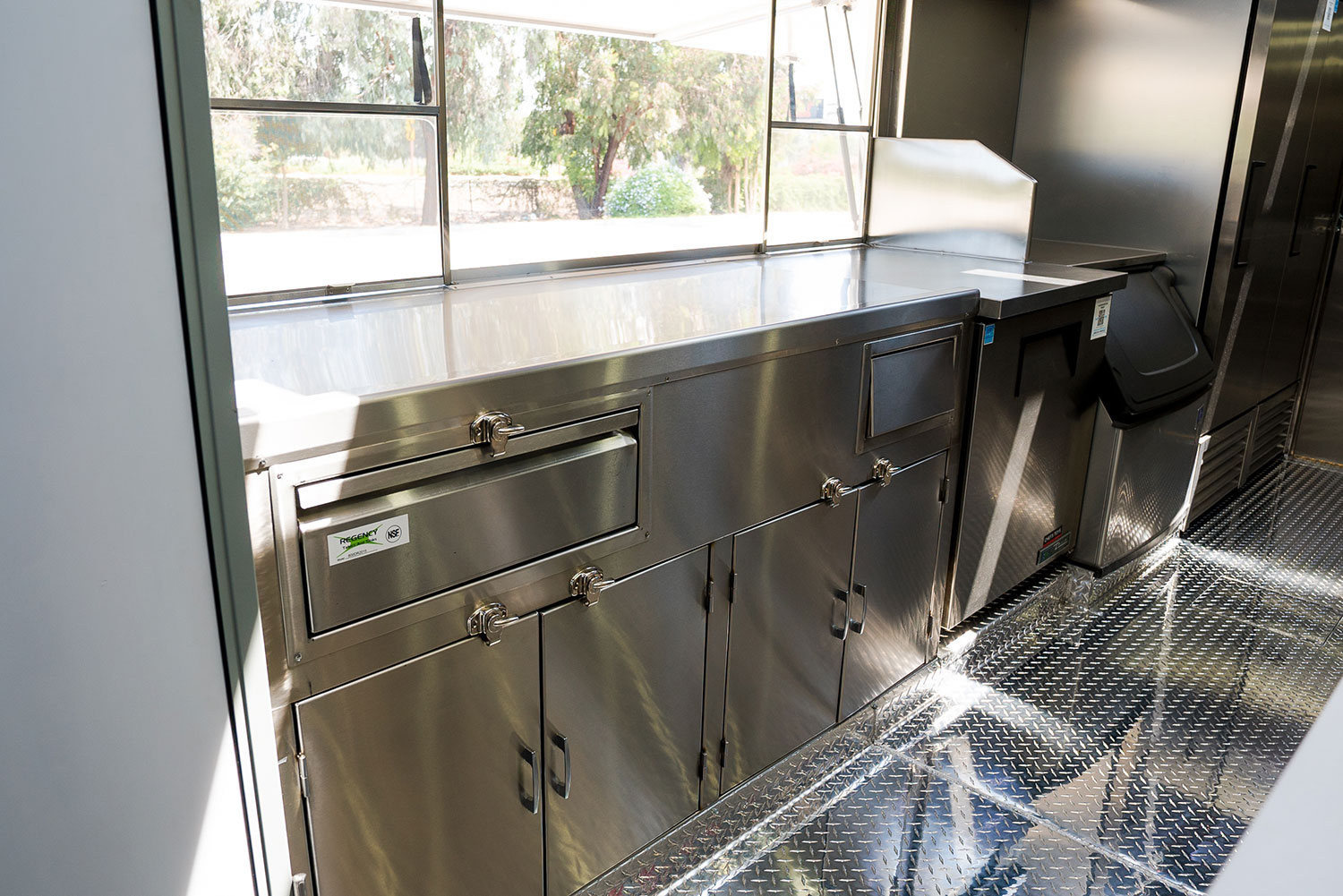5 Food Truck Storage Ideas to Maximize Interior Space