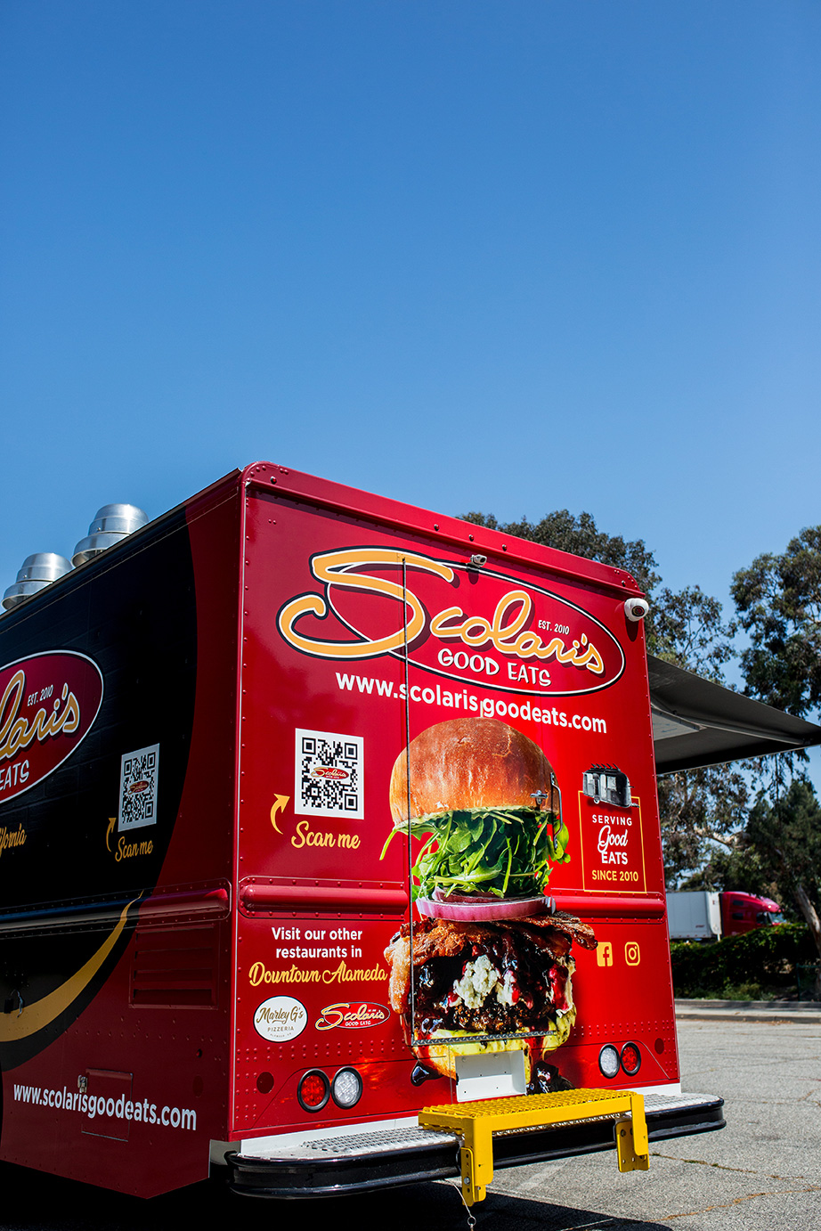 scolaris-food-truck-design-by-legion-food-trucks