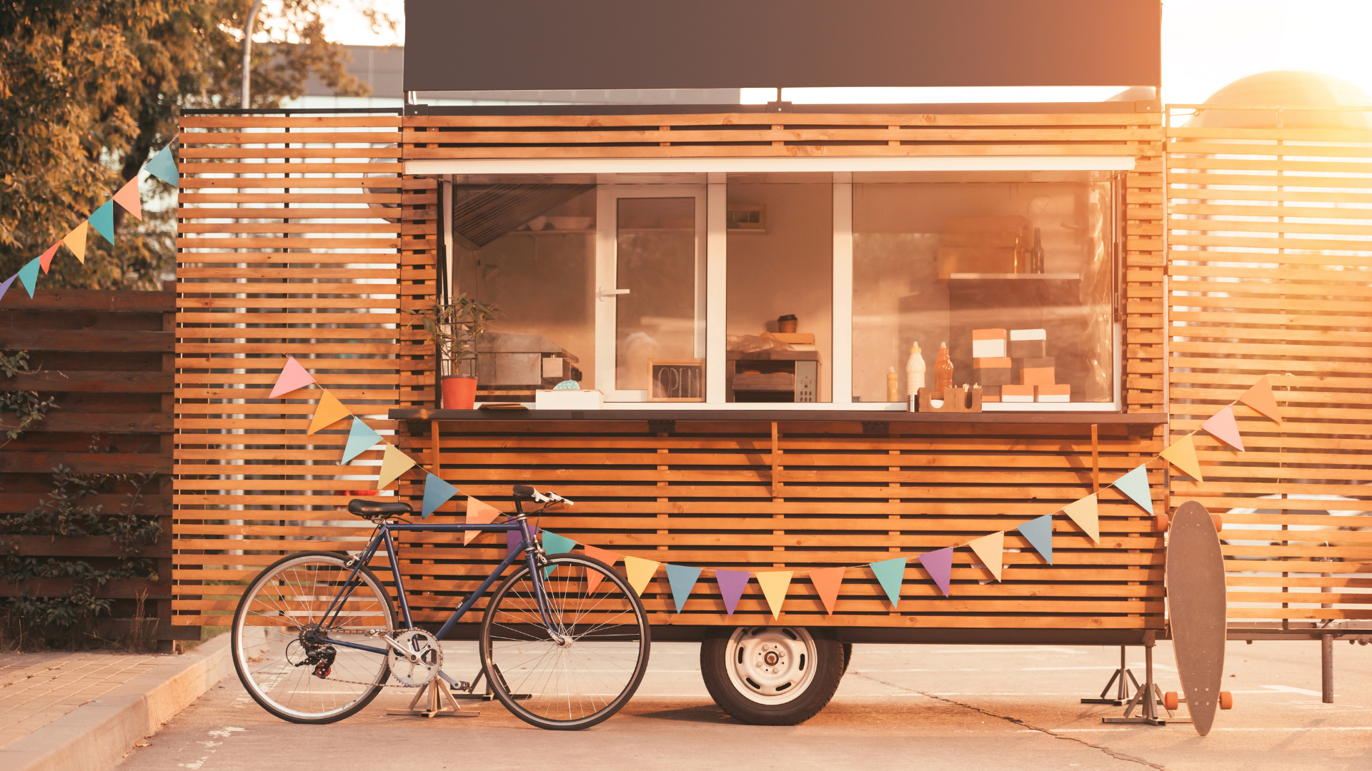 How To Prepare Your Food Truck for Summer
